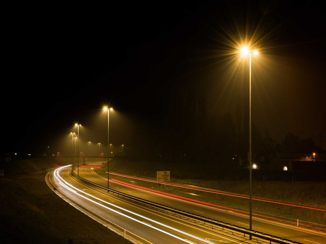 ما هي الحالة والمزايا الحالية لأضواء الشوارع LED
