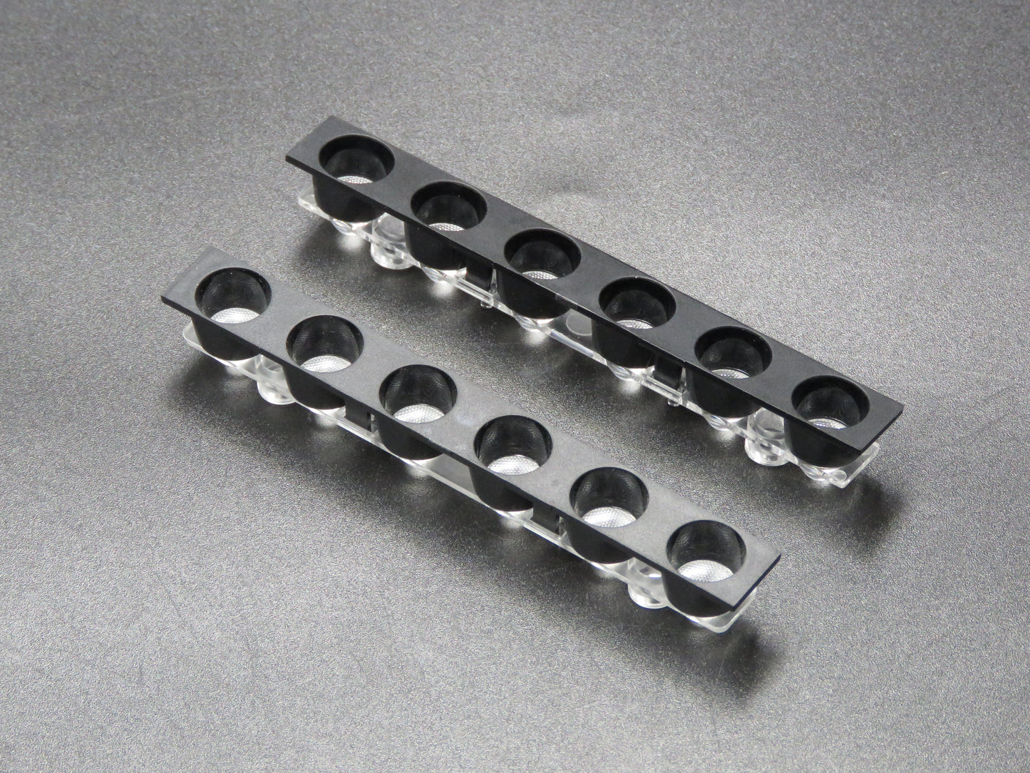Lentilles de lumière linéaires magnétiques de 12 mm à 24 degrés Led Optics Lens Manufacturers (3)