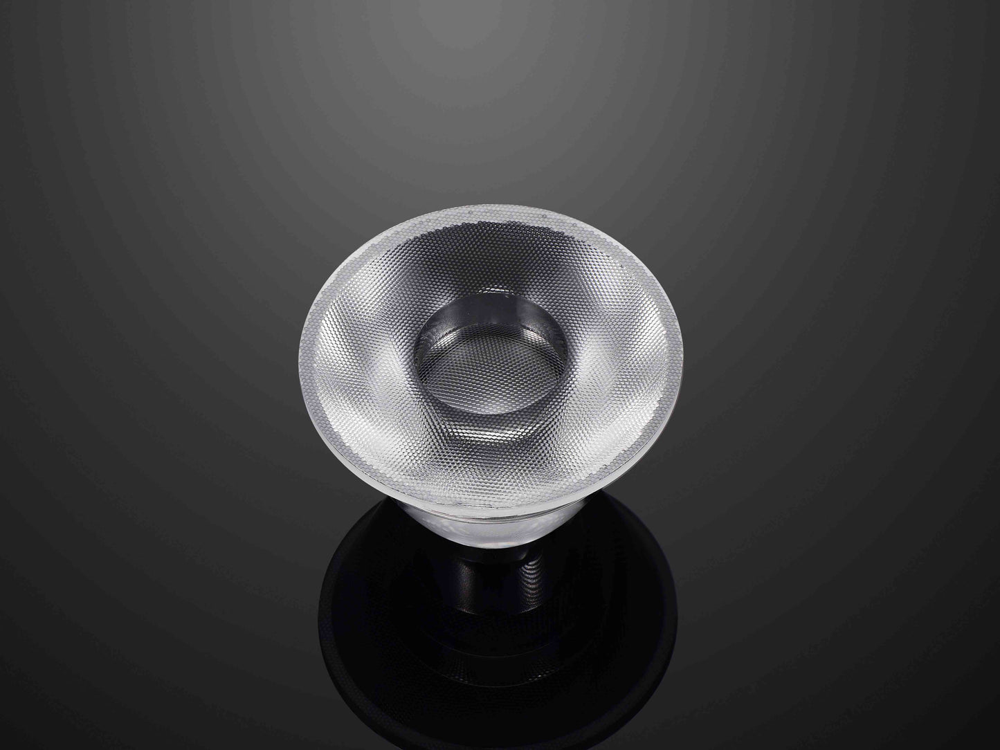 商業照明光学COBは62mm15度の丸いプラスチックレンズ供給を導きました